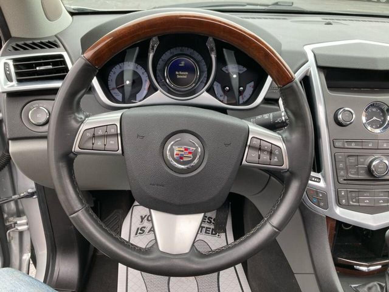 CADILLAC SRX 2010 — 14