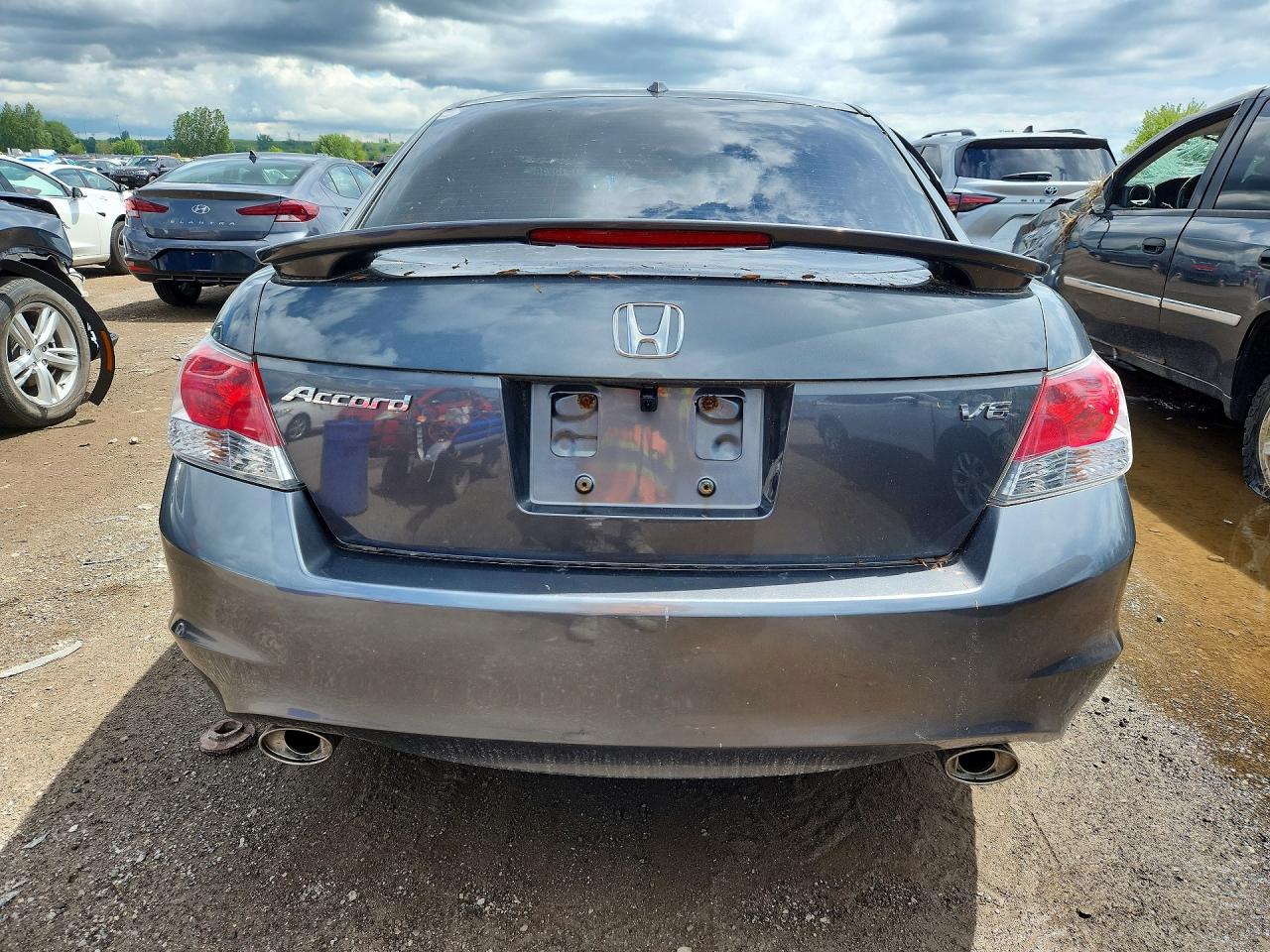 HONDA ACCORD 2010 — 7