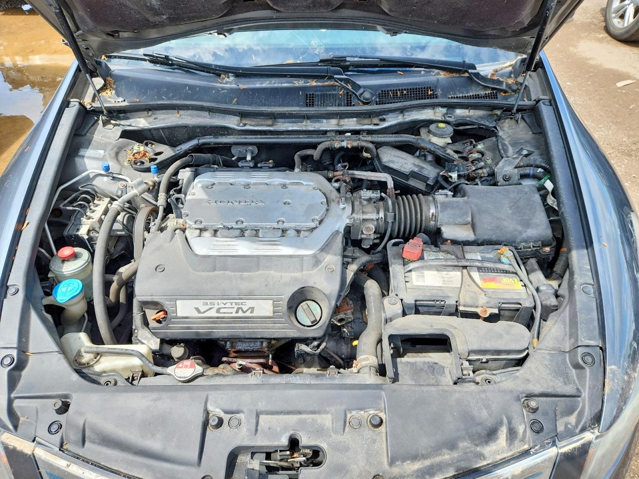 HONDA ACCORD 2010 — 12