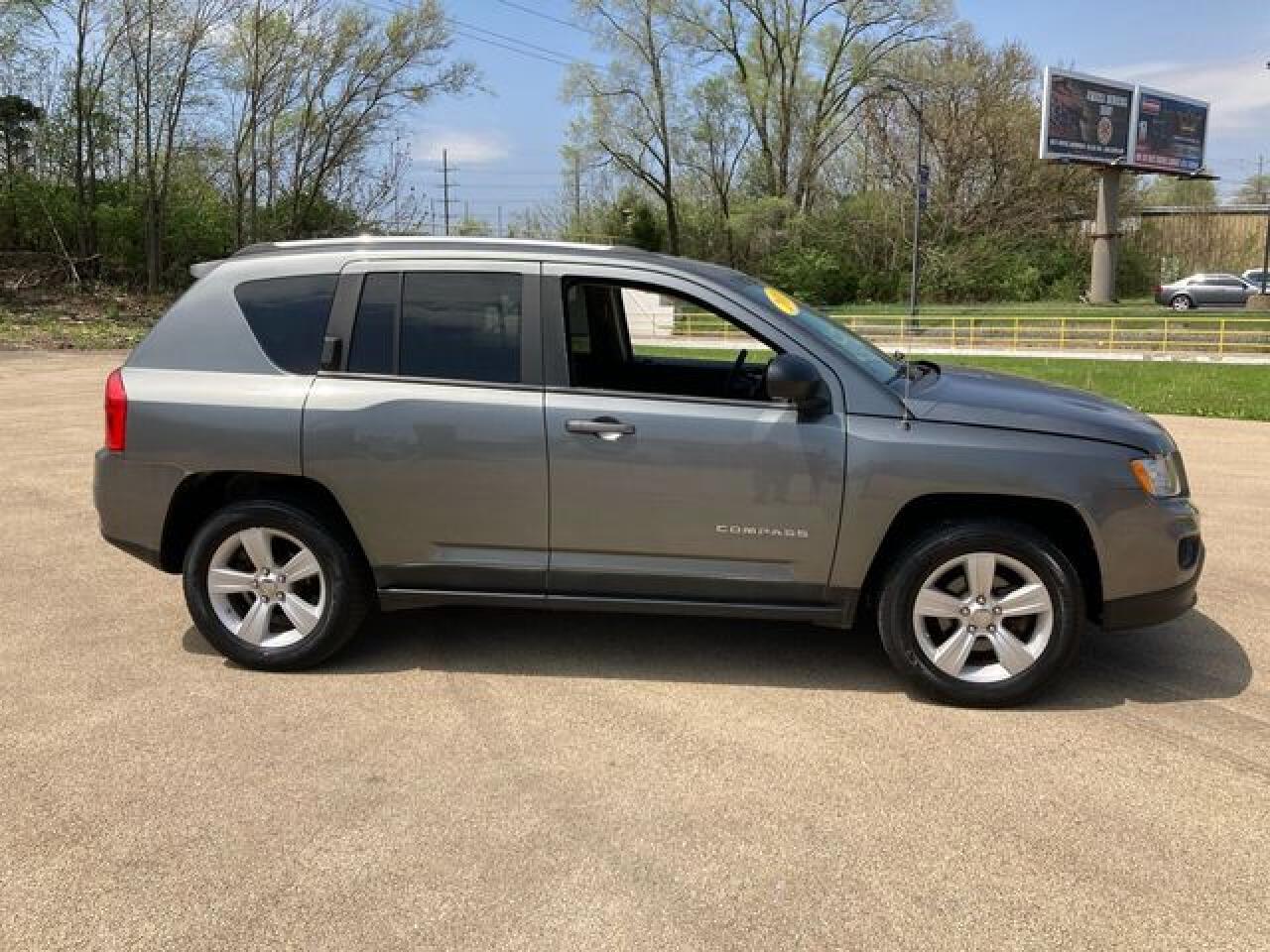2011 JEEP COMPASS SPORT
