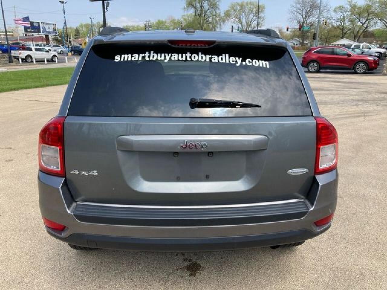 JEEP COMPASS 2011 — 7