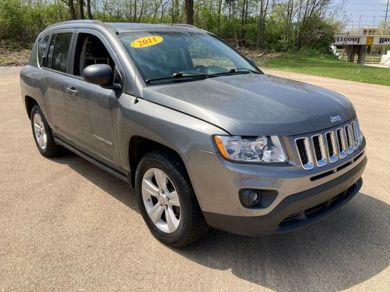 JEEP COMPASS 2011 — 4