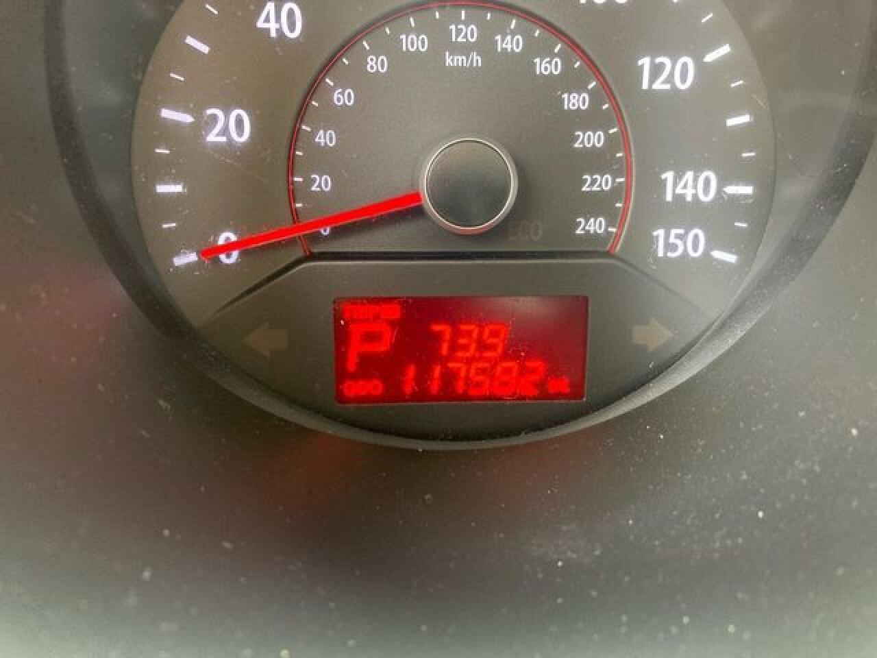 KIA SORENTO 2012 — 14