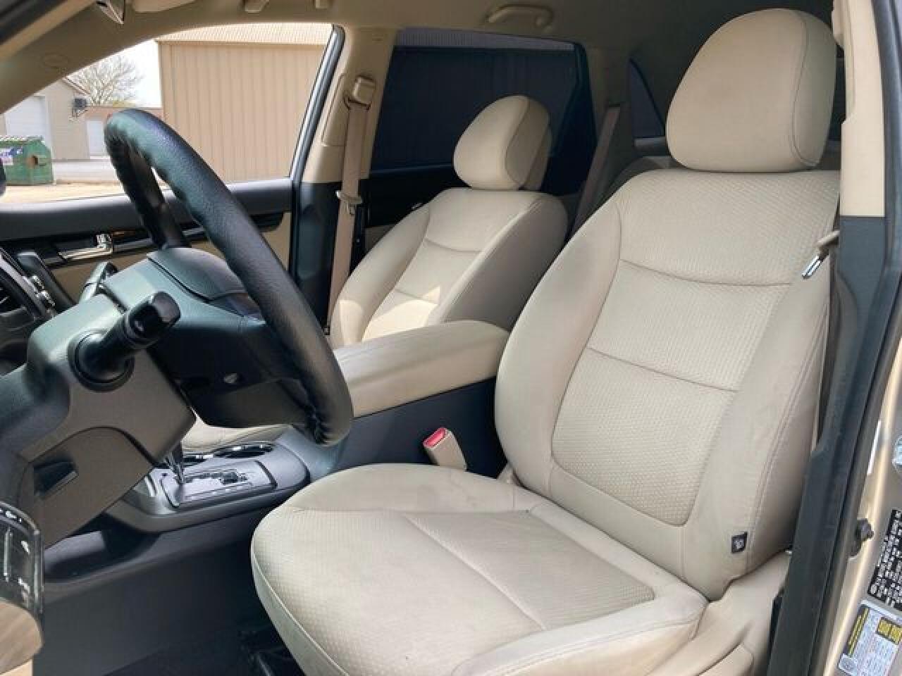 KIA SORENTO 2012 — 12