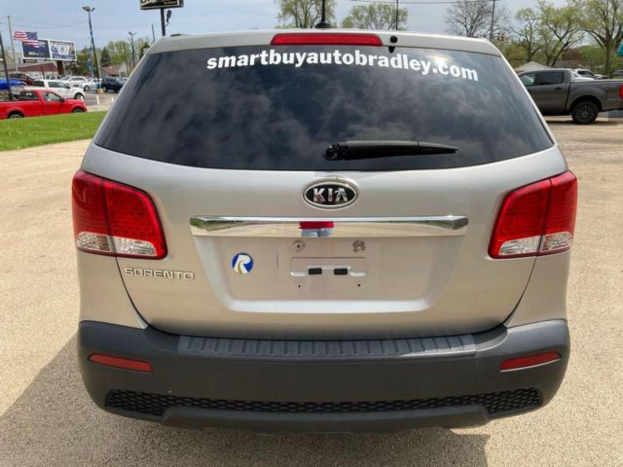 KIA SORENTO 2012 — 7