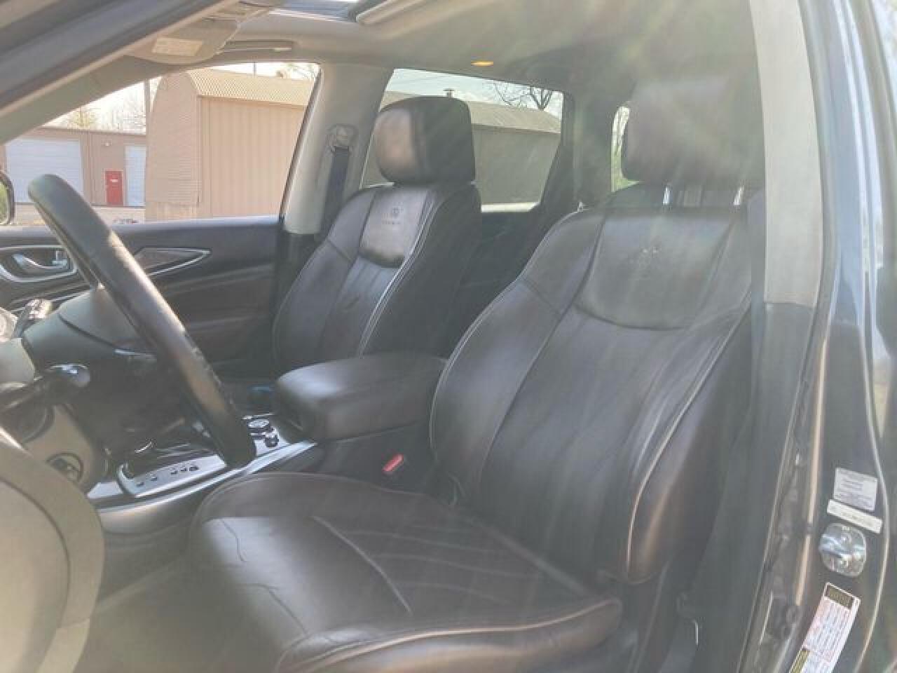 INFINITI JX35 2013 — 11