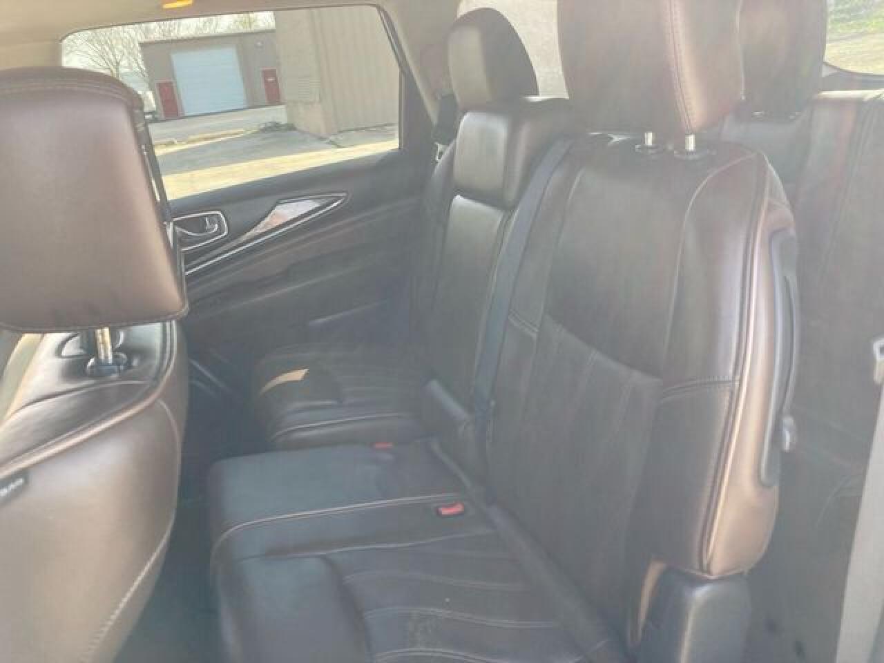 INFINITI JX35 2013 — 21