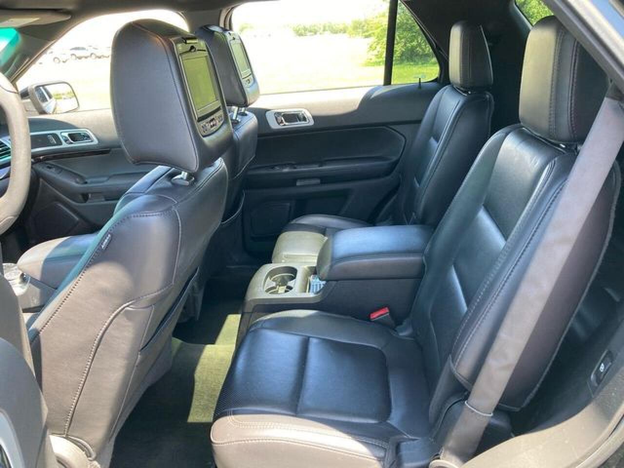 FORD EXPLORER 2013 — 12