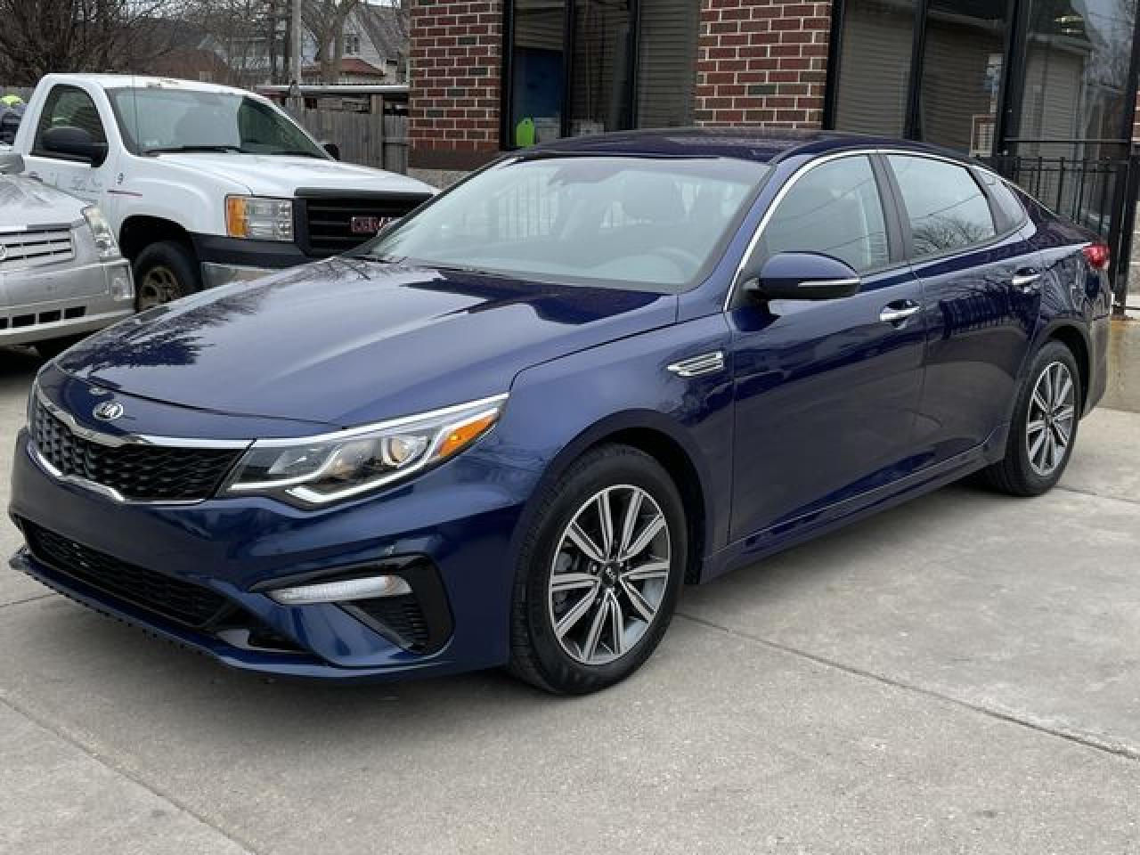 2019 KIA OPTIMA LX