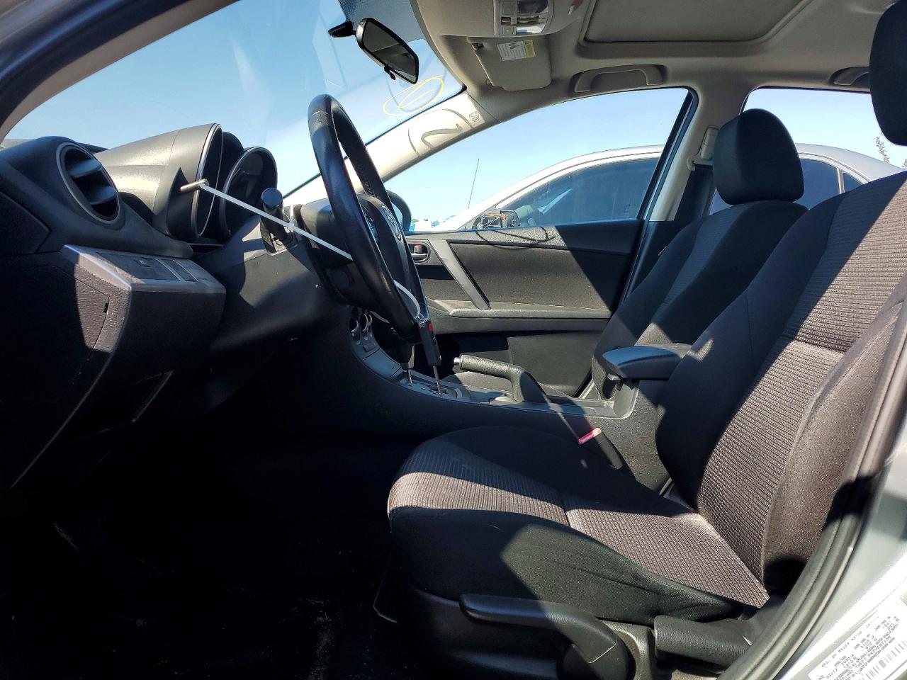 MAZDA 3 2012 — 8