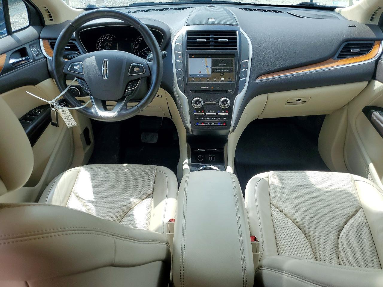 LINCOLN MKC 2016 — 9