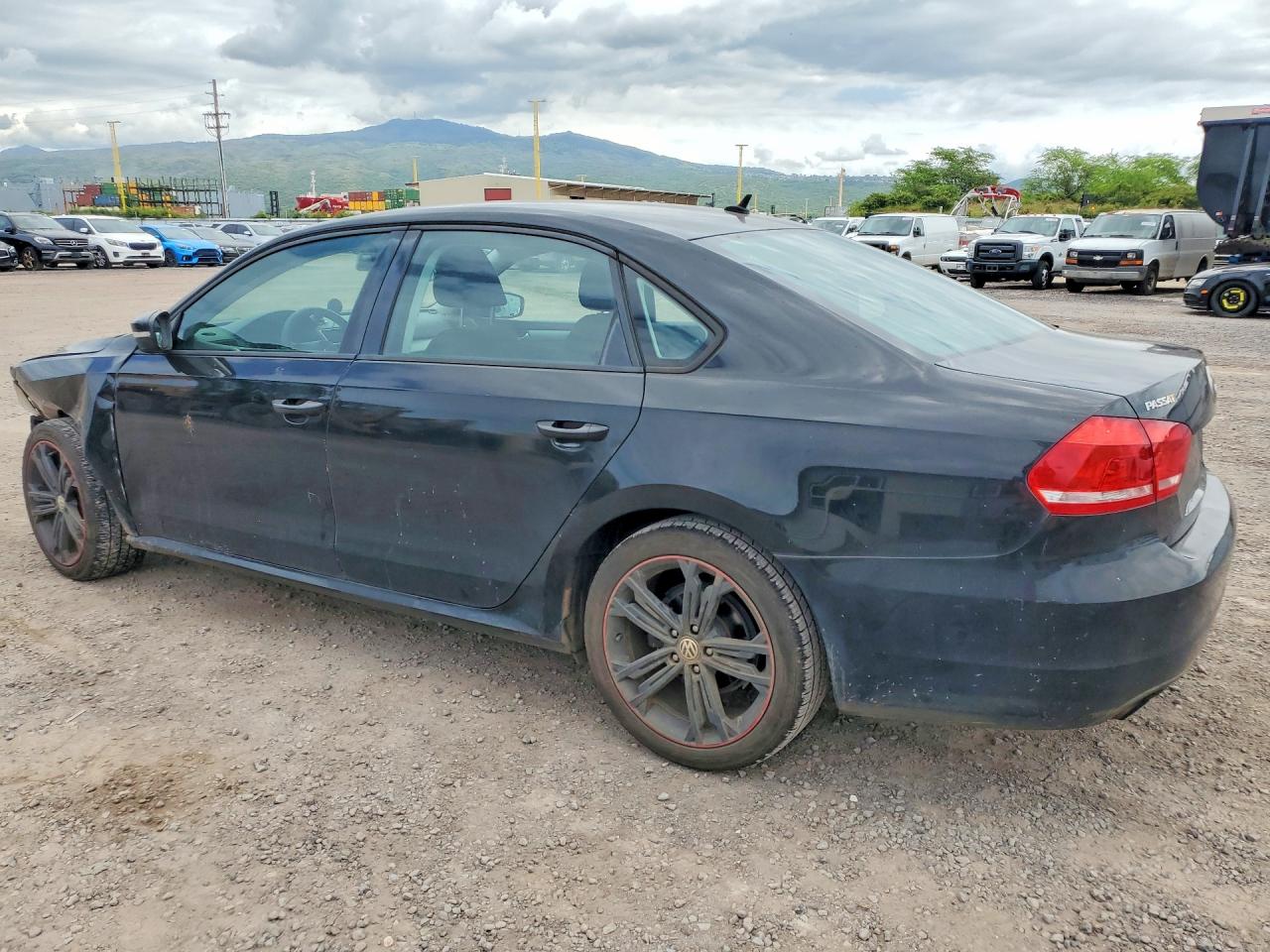 VOLKSWAGEN PASSAT 2014 — 3