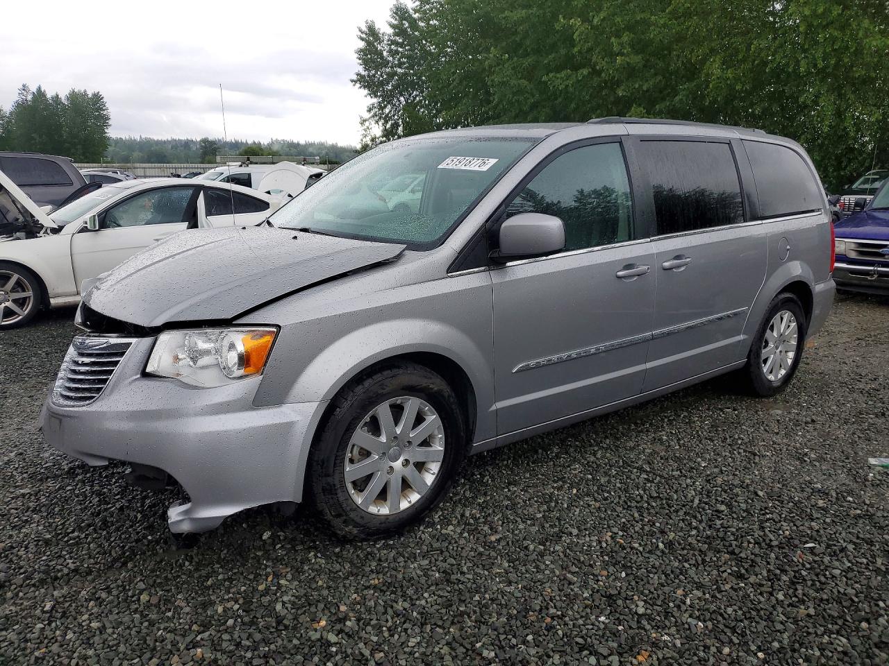 CHRYSLER TOWN & COUNTRY 2016 — 2