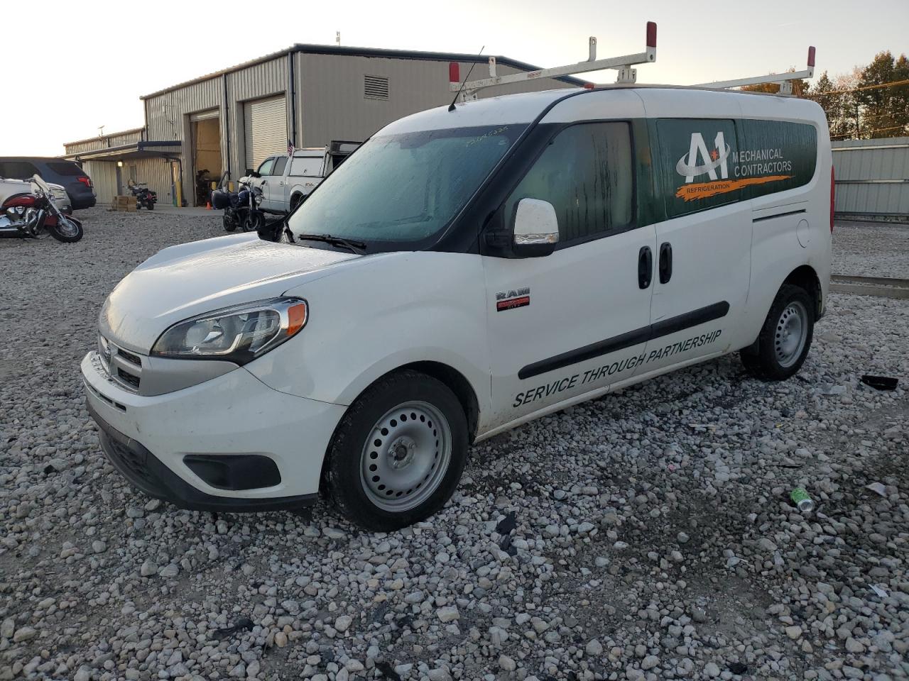 RAM PROMASTER CITY 2015 — 2