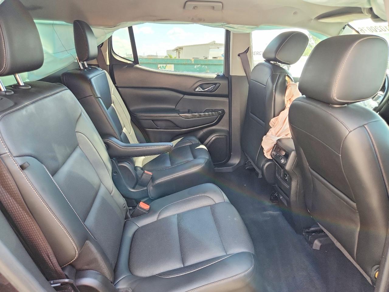 GMC ACADIA 2018 — 12