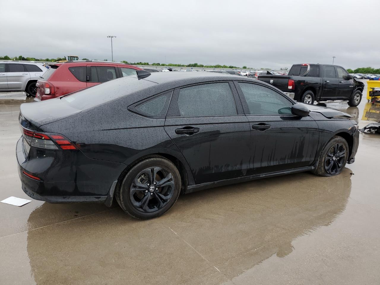HONDA ACCORD 2025 — 4