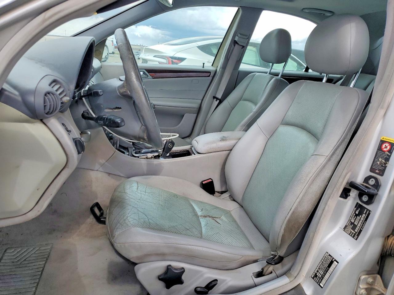 MERCEDES-BENZ C 2003 — 8