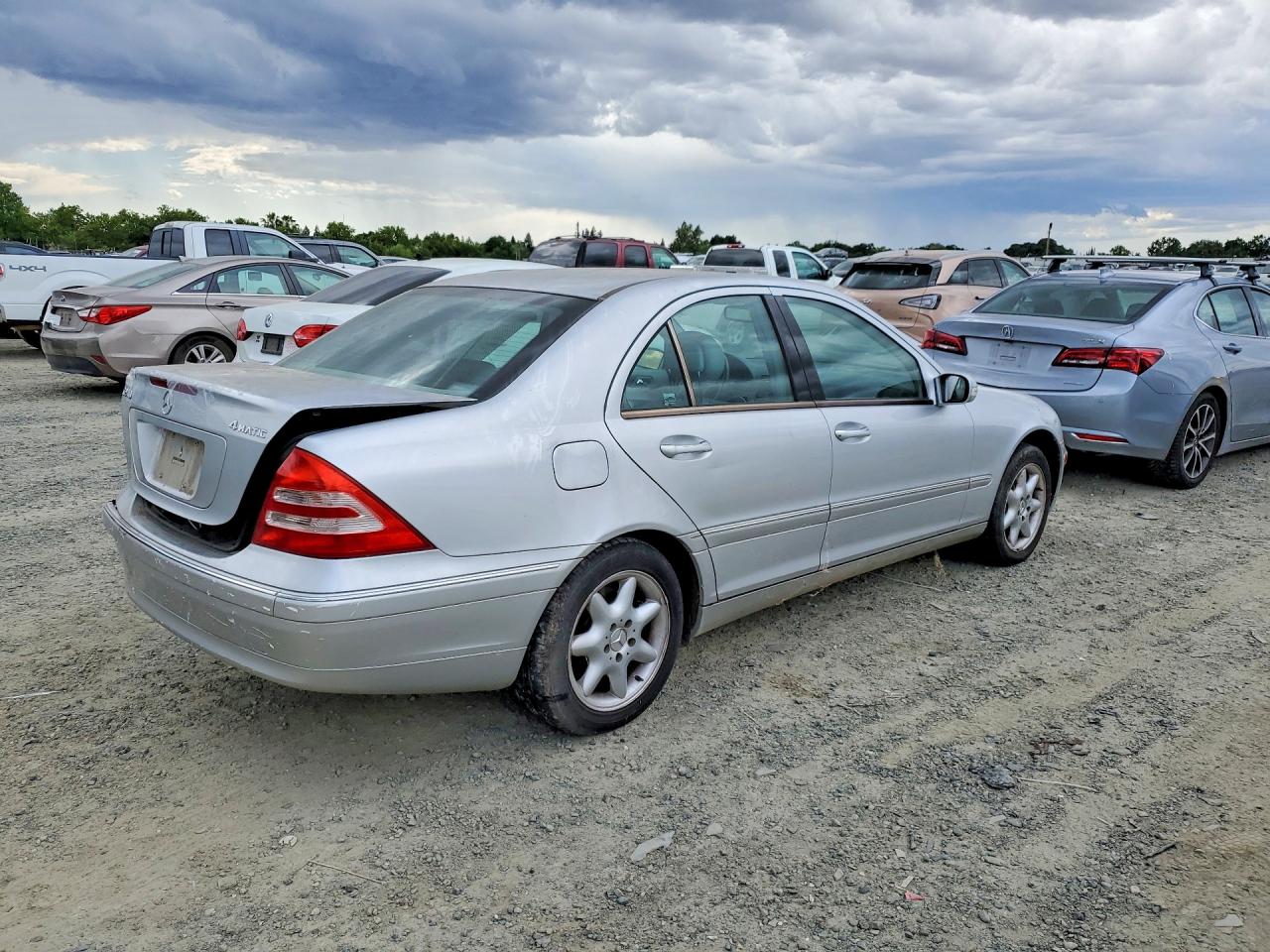 MERCEDES-BENZ C 2003 — 4