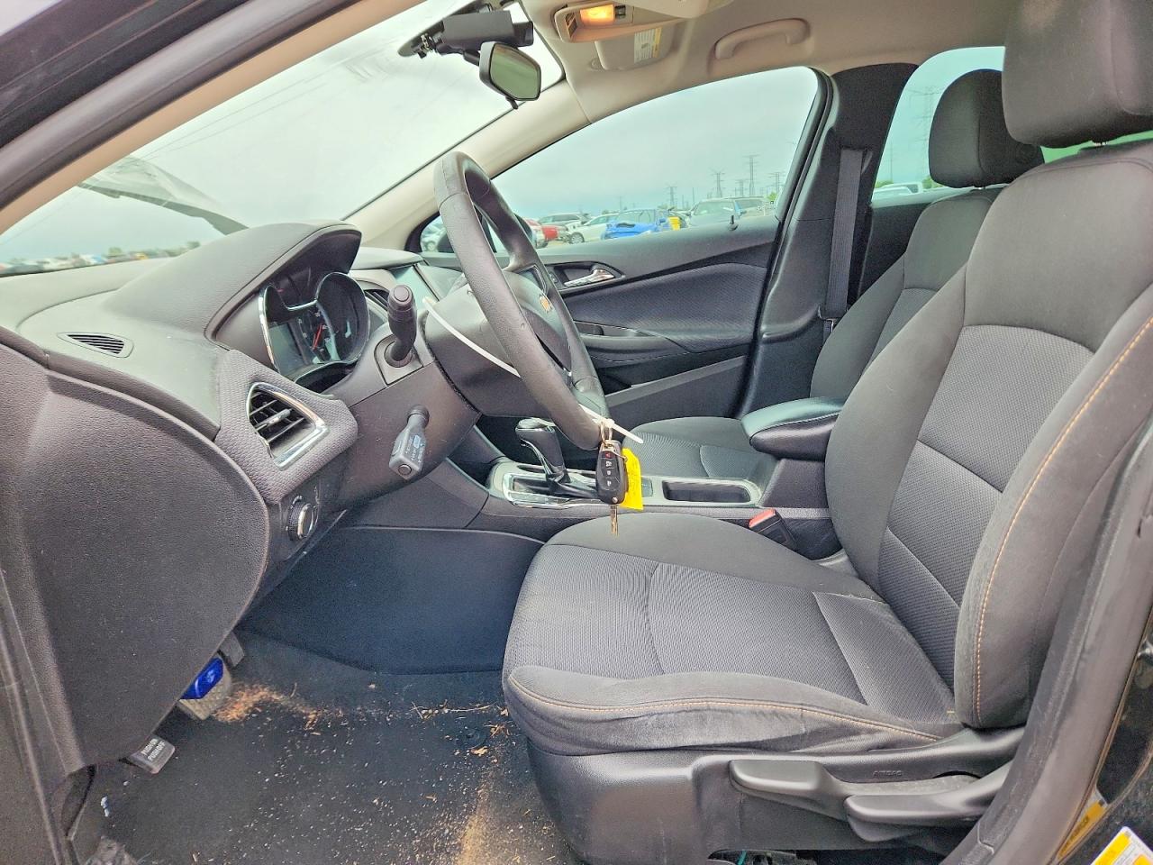 CHEVROLET CRUZE 2018 — 8