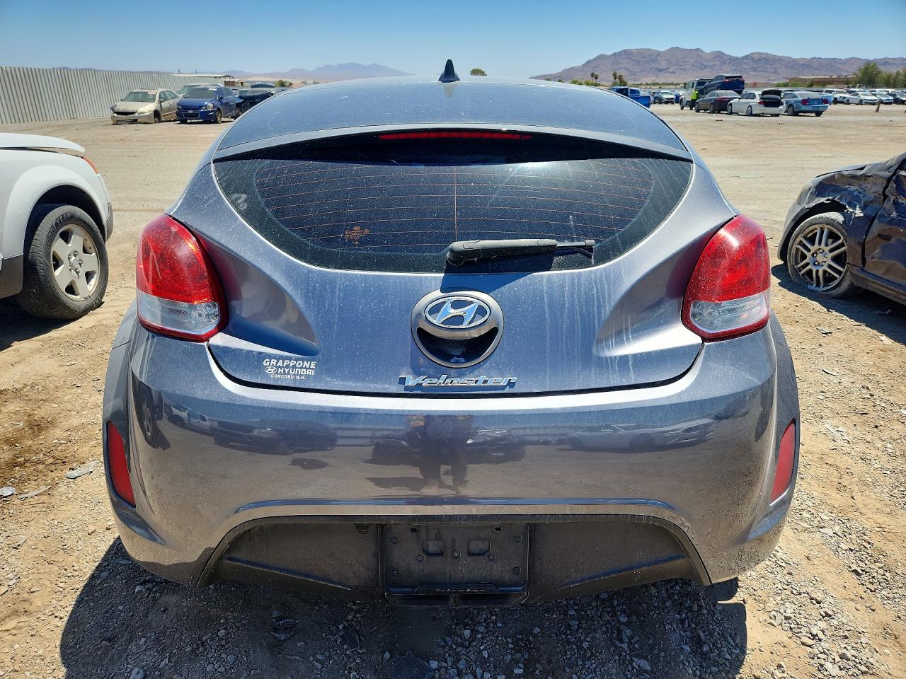 HYUNDAI VELOSTER 2013 — 7
