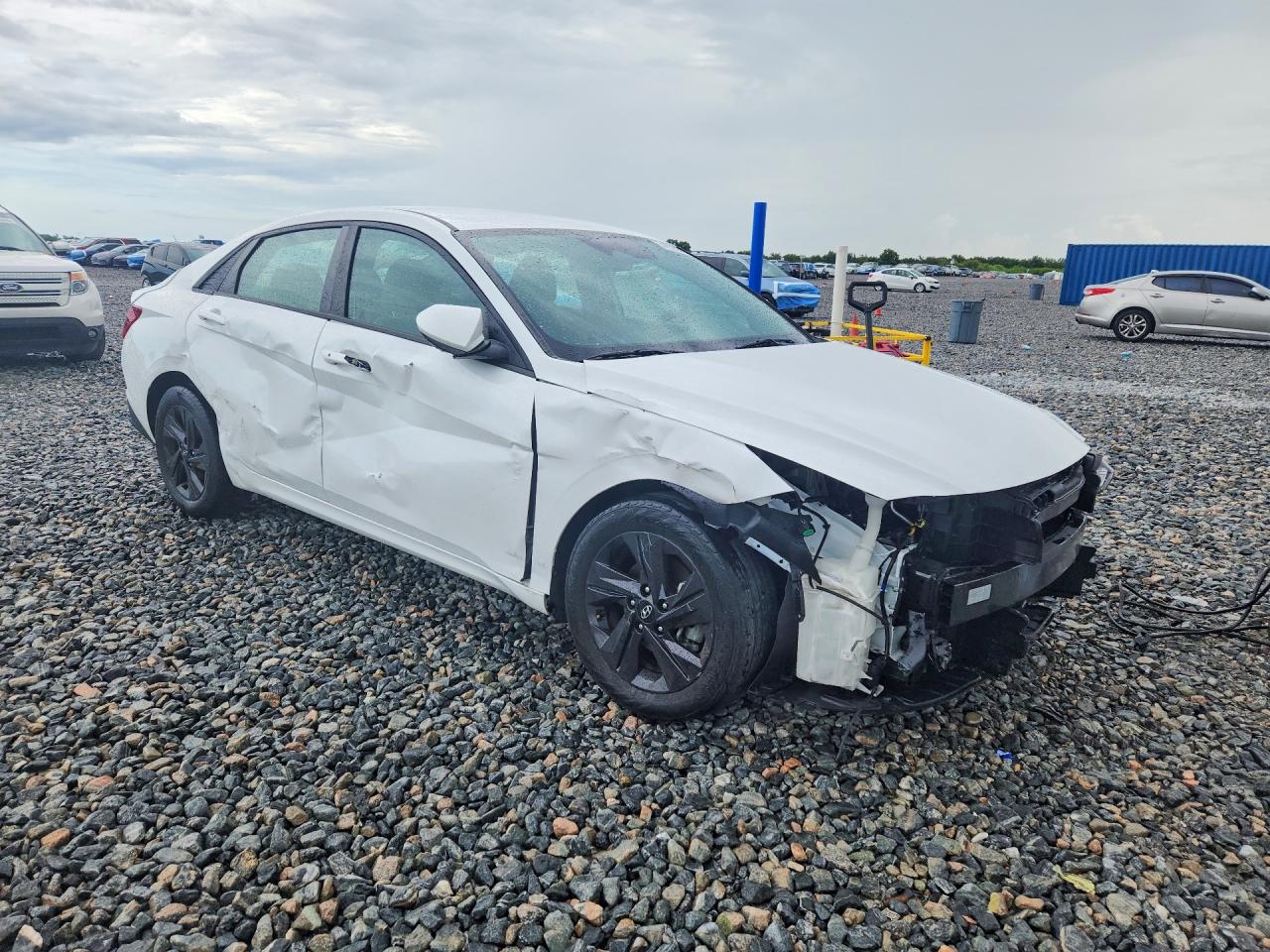 HYUNDAI ELANTRA 2022 — 5