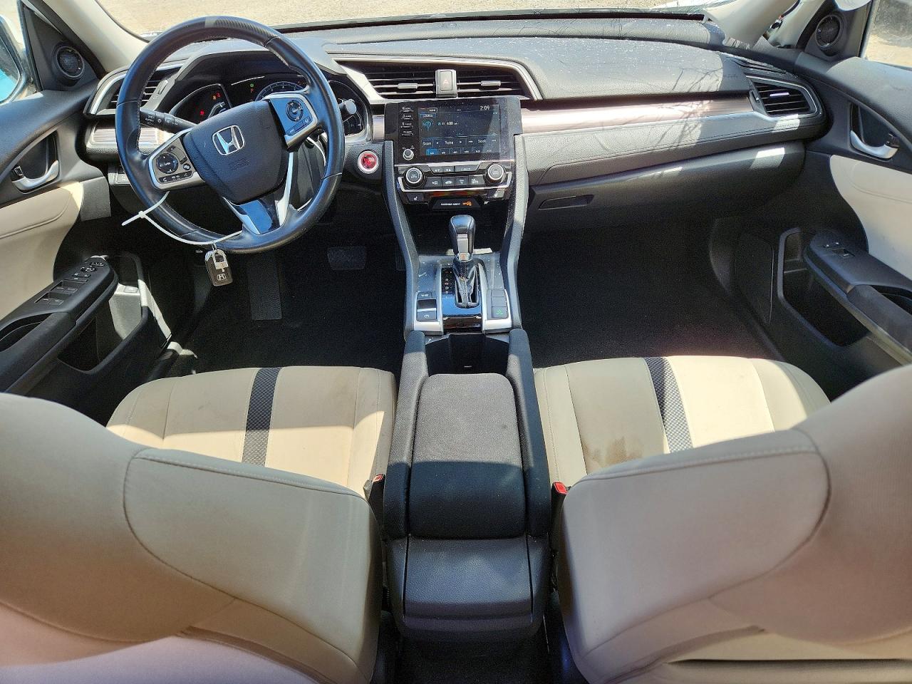 HONDA CIVIC 2019 — 9