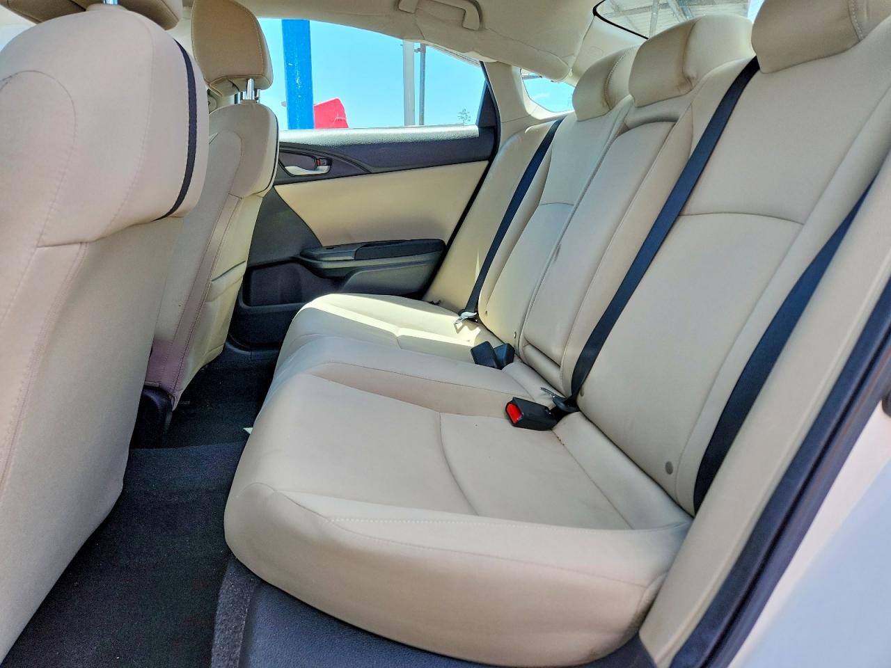 HONDA CIVIC 2019 — 11