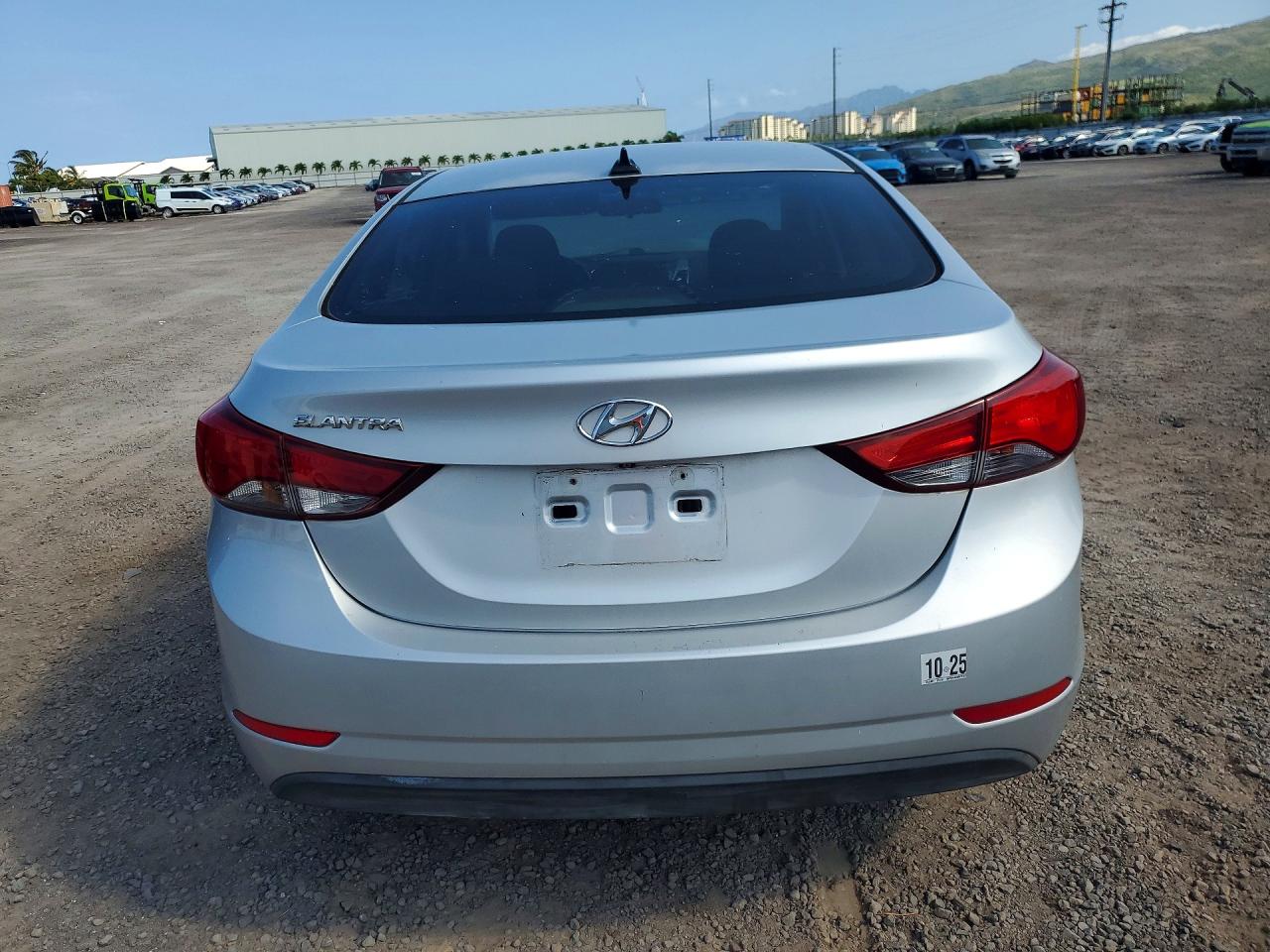 HYUNDAI ELANTRA 2016 — 7