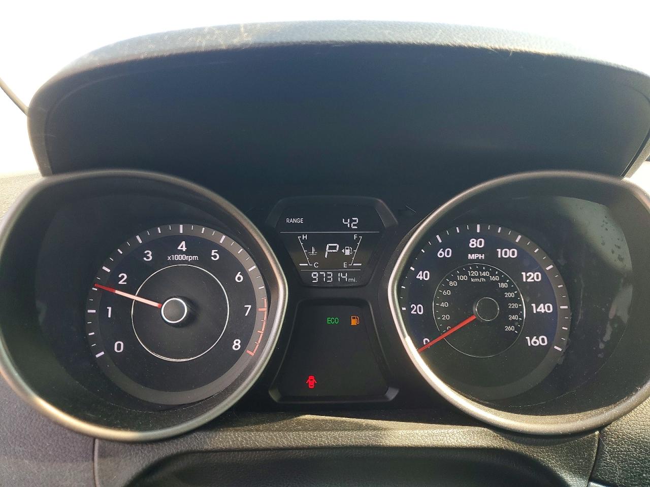 HYUNDAI ELANTRA 2016 — 10