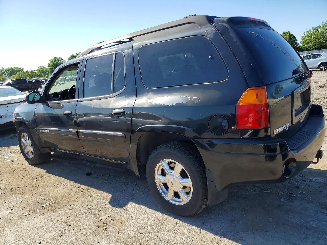 GMC ENVOY 2004 — 3