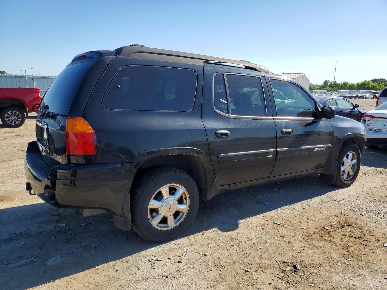 GMC ENVOY 2004 — 4