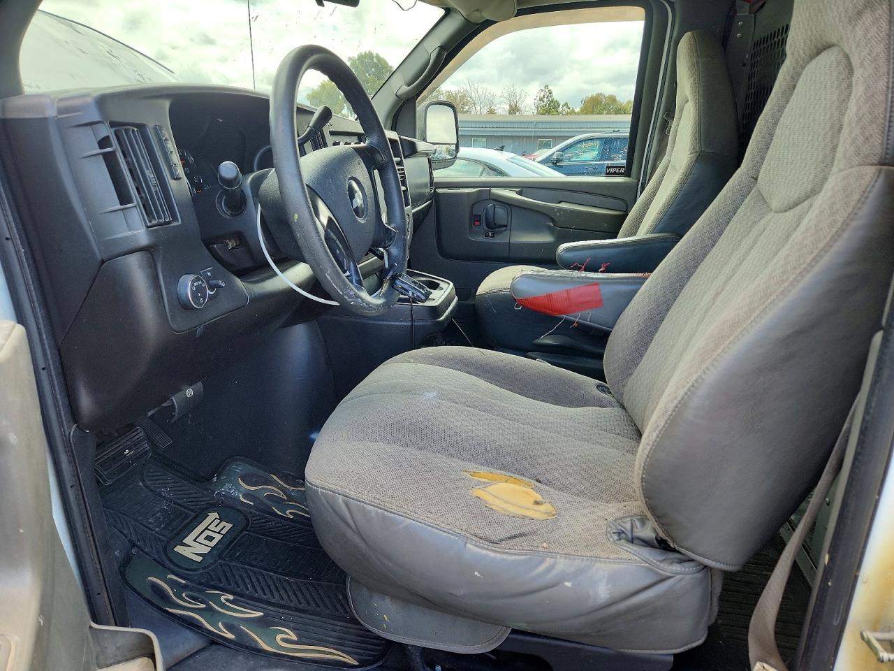 CHEVROLET EXPRESS G1500 2008 — 8