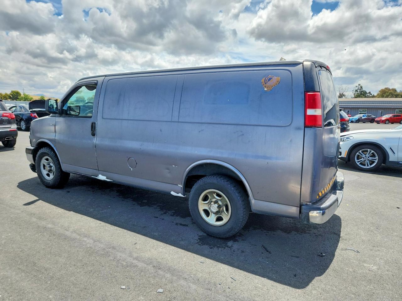 CHEVROLET EXPRESS G1500 2008 — 3