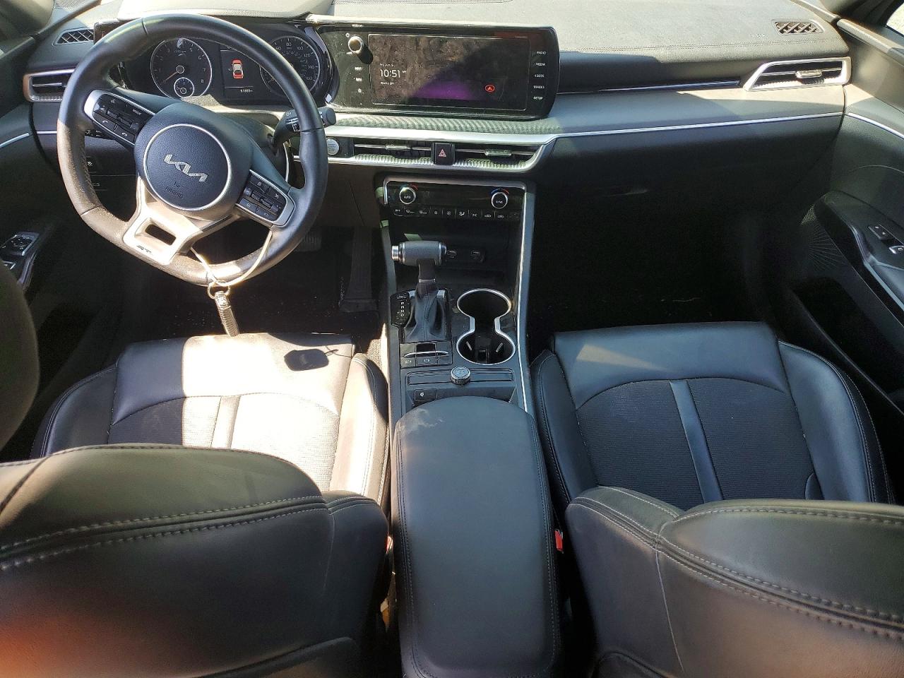 KIA K5 2023 — 9