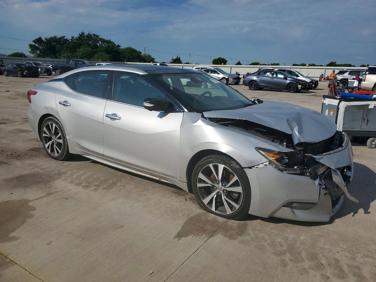 NISSAN MAXIMA 2016 — 5