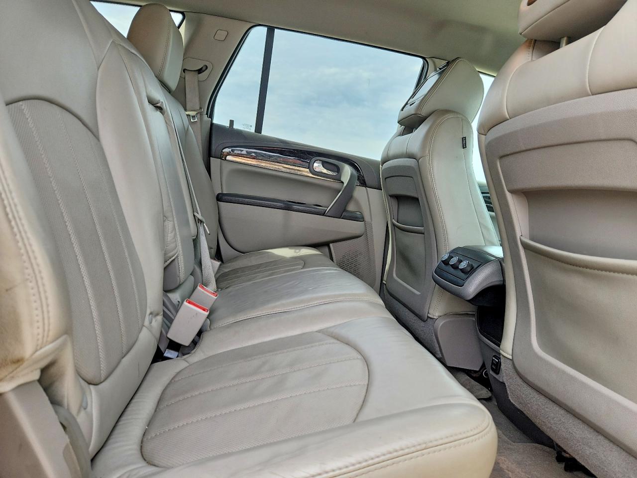 BUICK ENCLAVE 2014 — 12