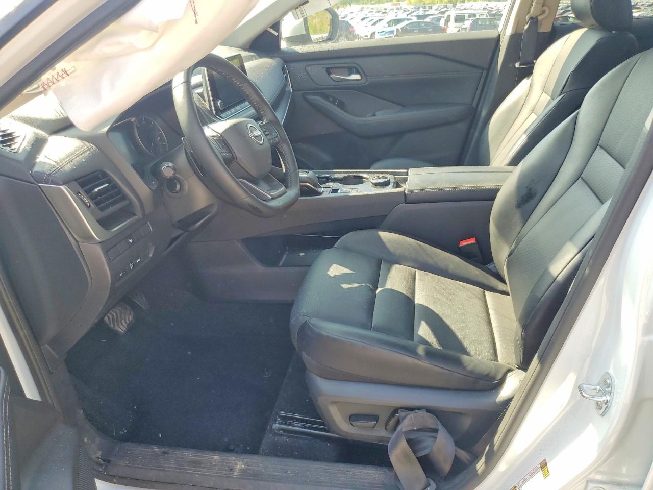 NISSAN ROGUE 2025 — 8