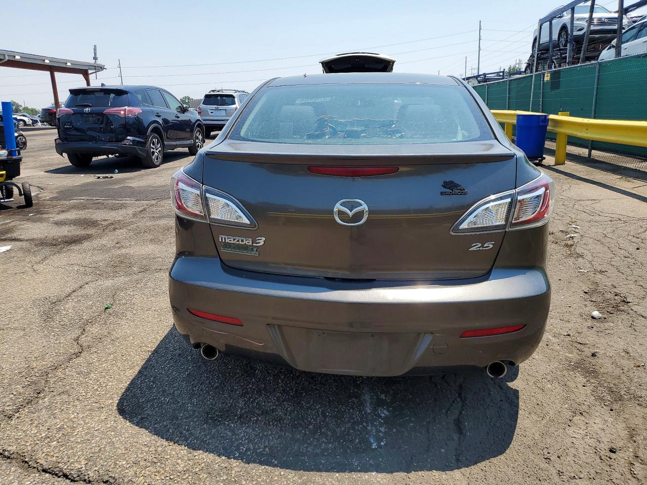 MAZDA 3 2010 — 7
