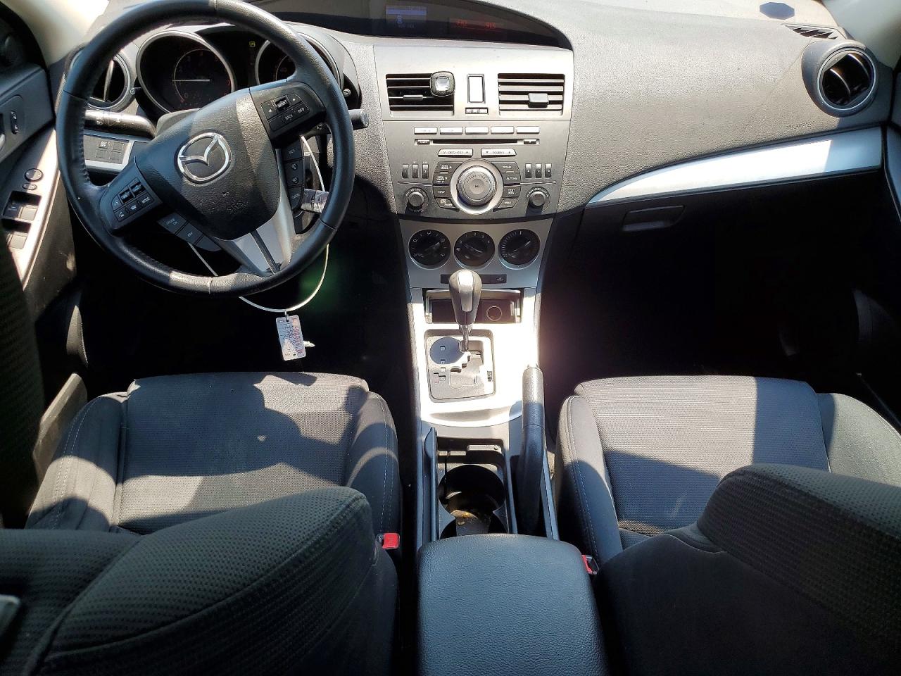 MAZDA 3 2010 — 9