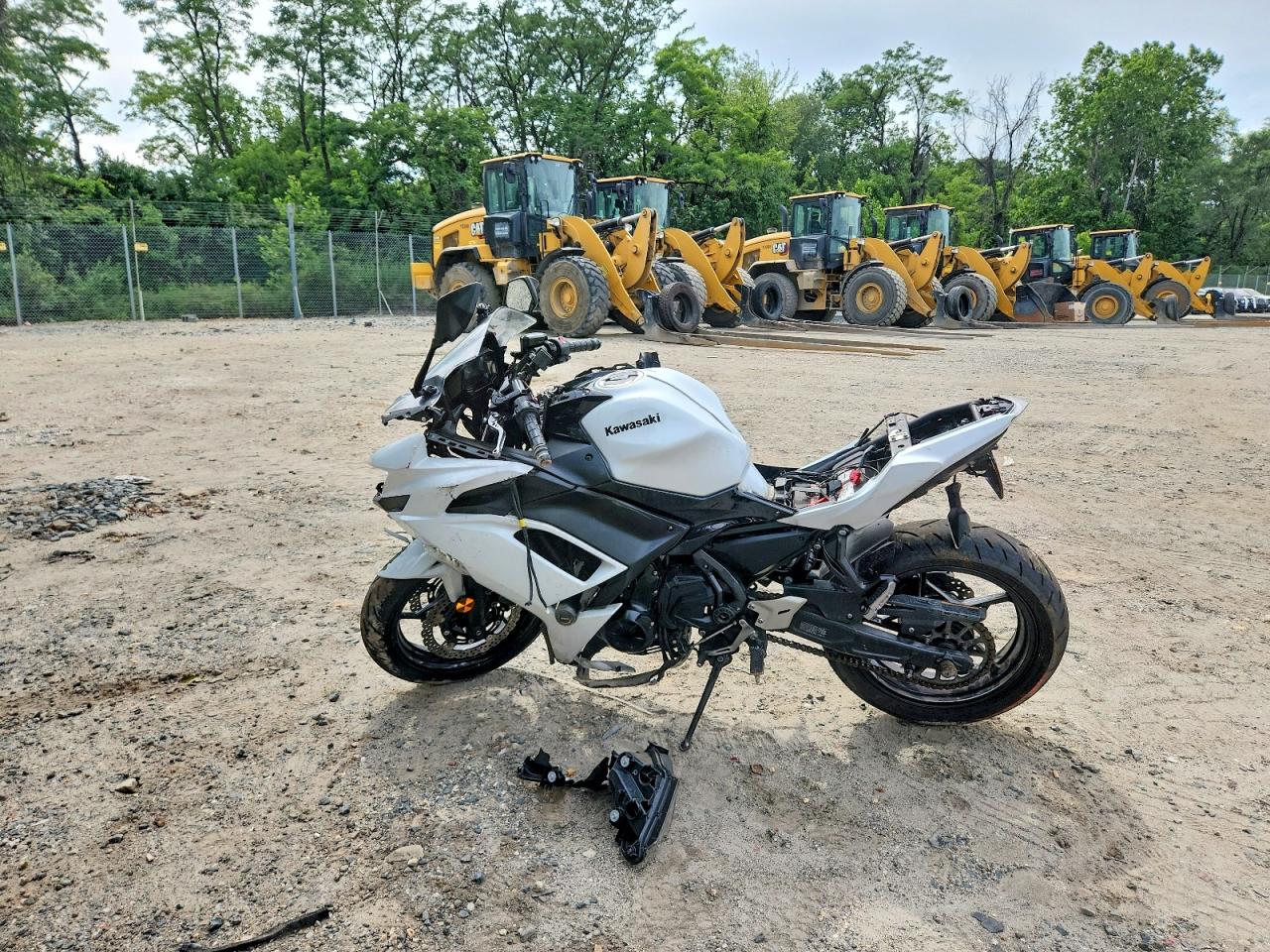 KAWASAKI EX650 2020 — 4