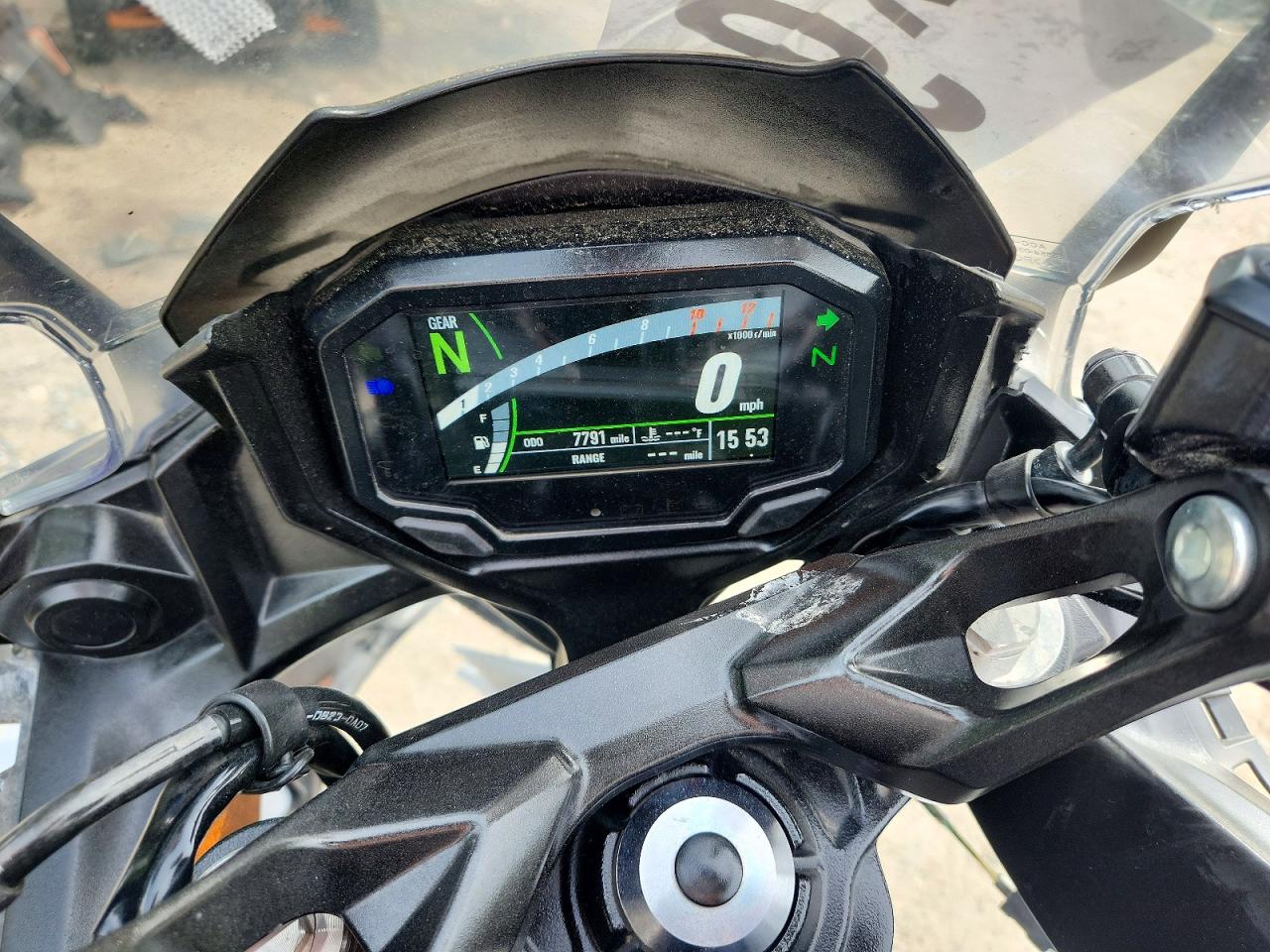 KAWASAKI EX650 2020 — 8