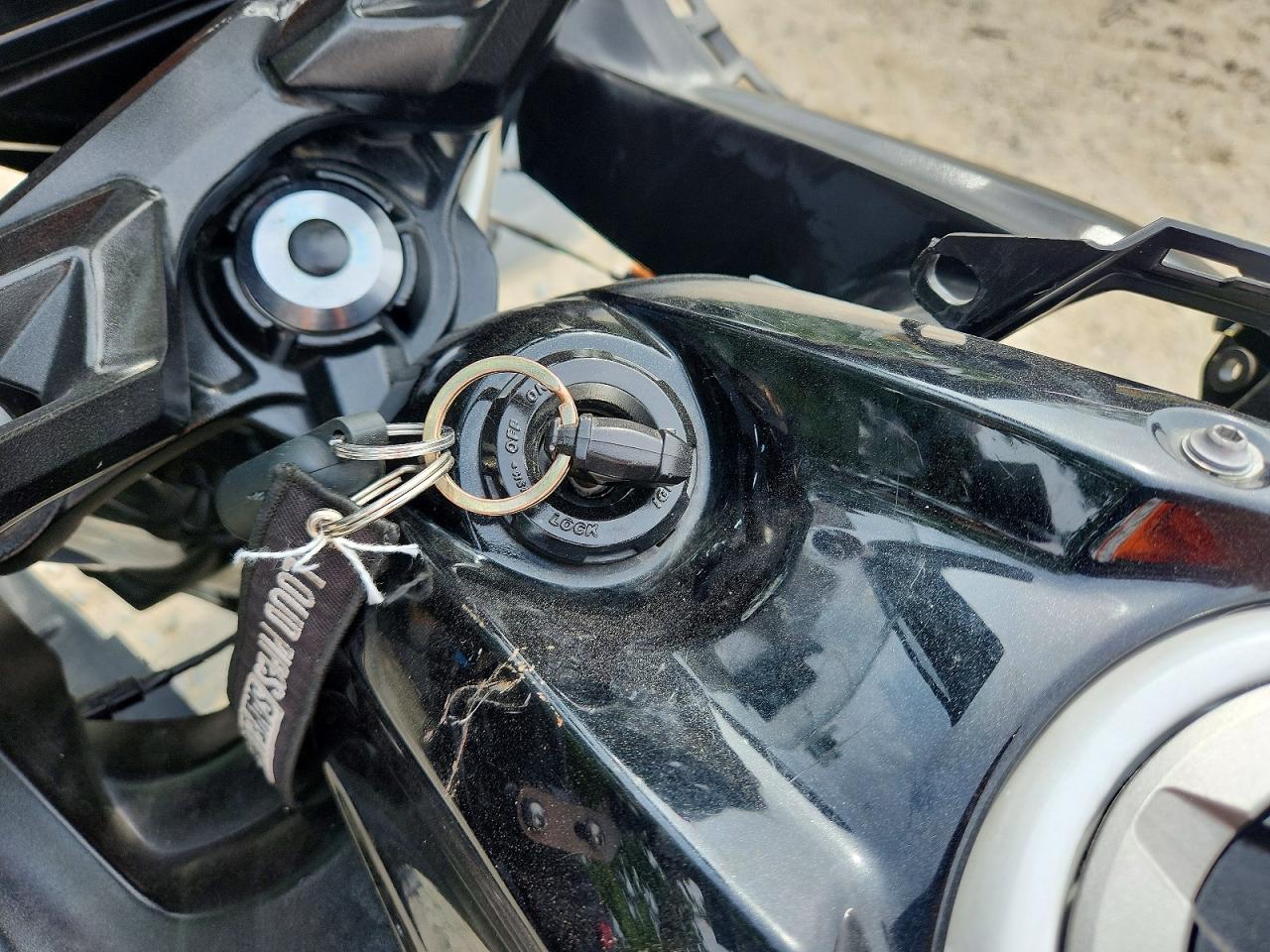 KAWASAKI EX650 2020 — 9