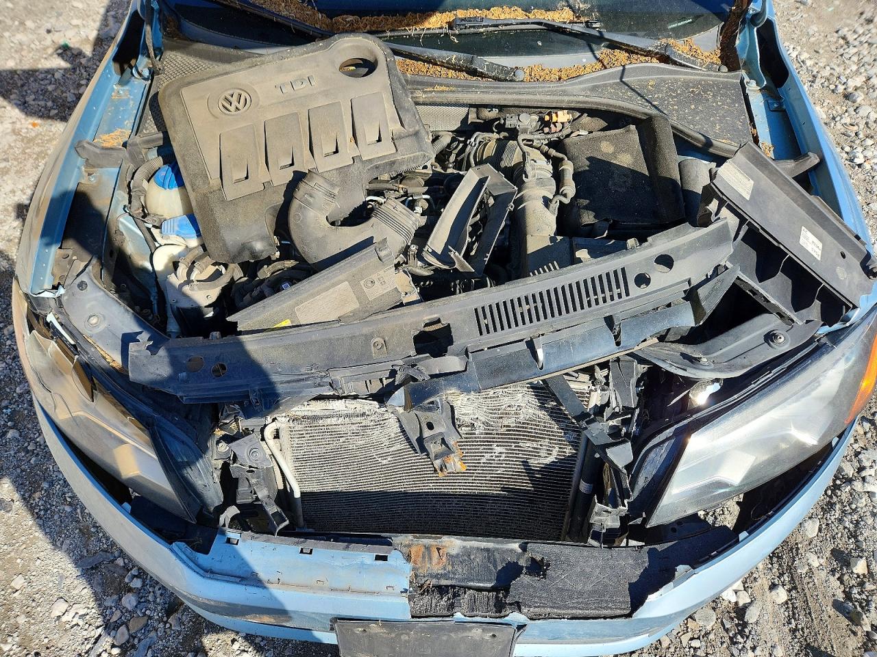 VOLKSWAGEN PASSAT 2013 — 12