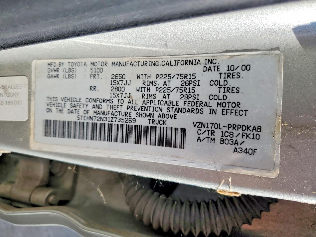 TOYOTA TACOMA 2001 — 13