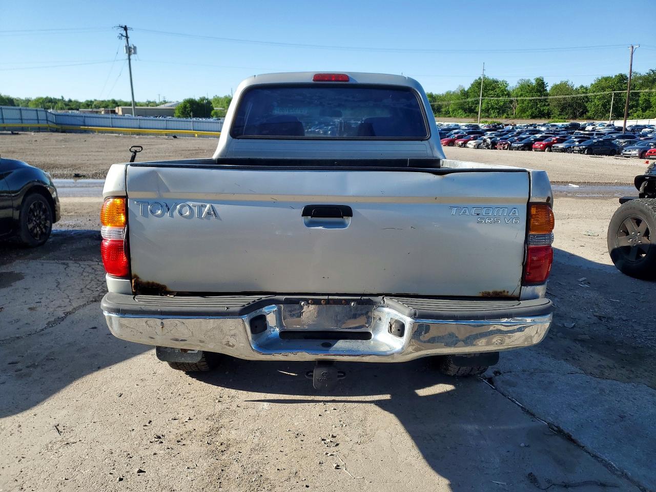 TOYOTA TACOMA 2001 — 7