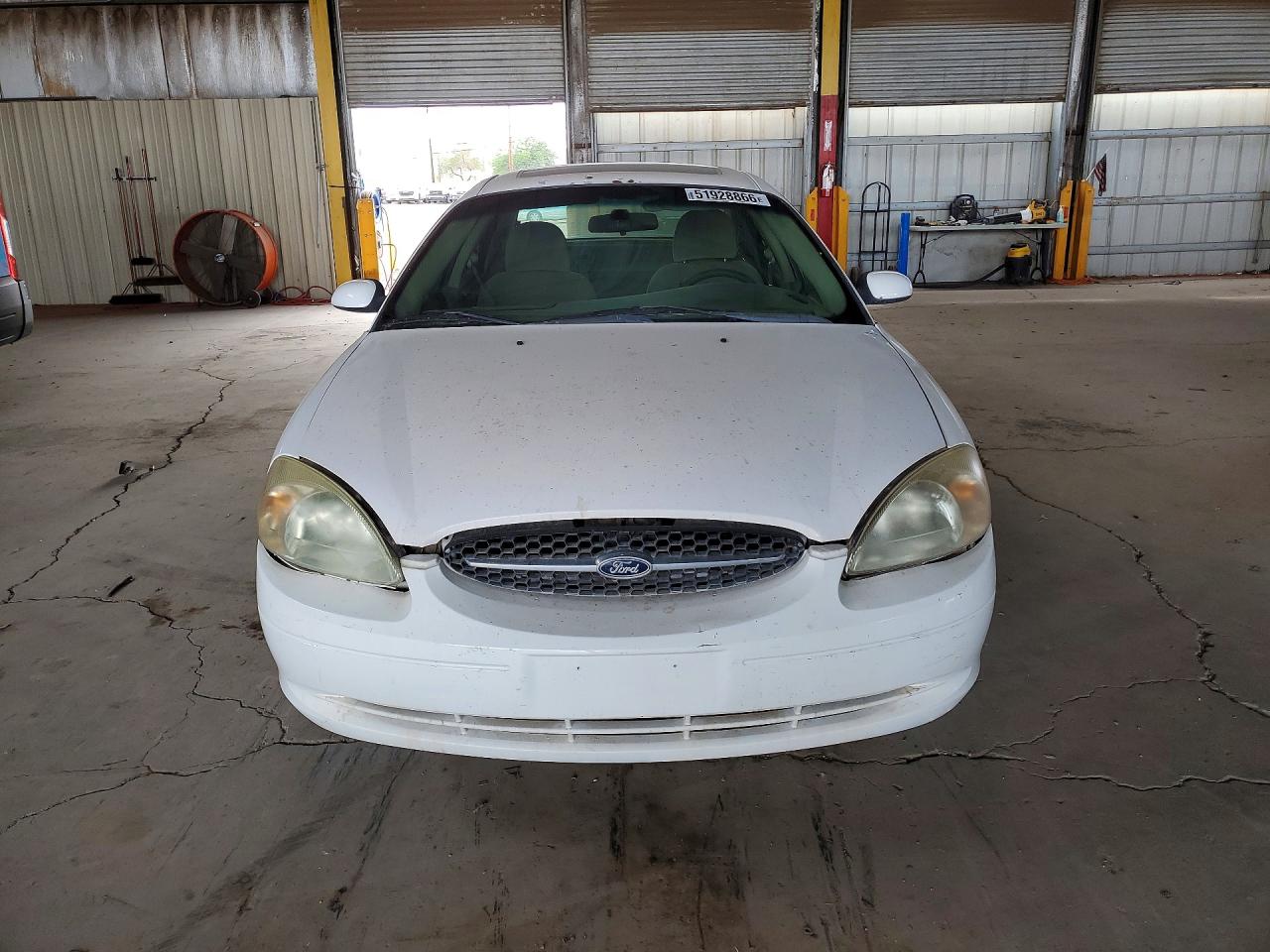 FORD TAURUS 2001 — 6