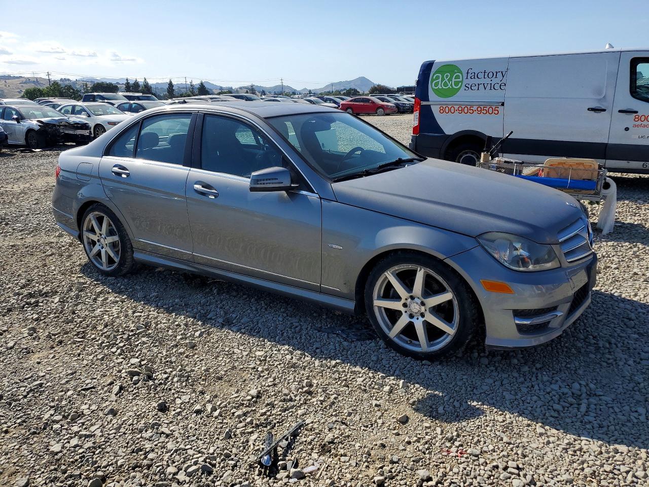 MERZ 350-CLASS 2010 — 5