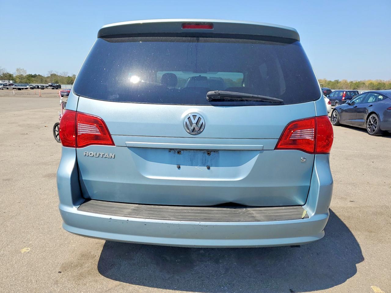 VOLKSWAGEN ROUTAN 2009 — 7