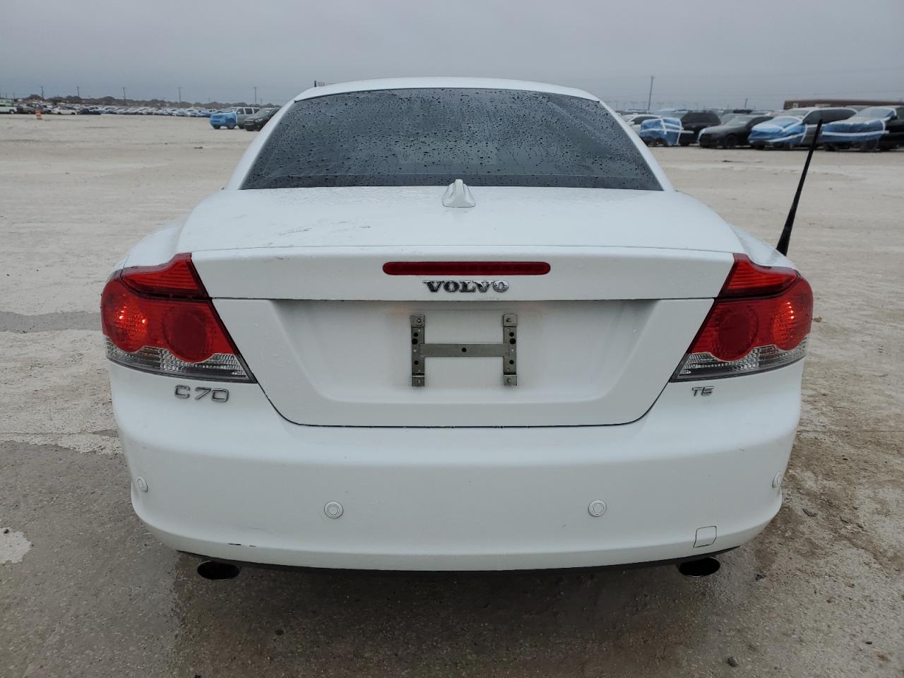 VOLVO C70 2008 — 7