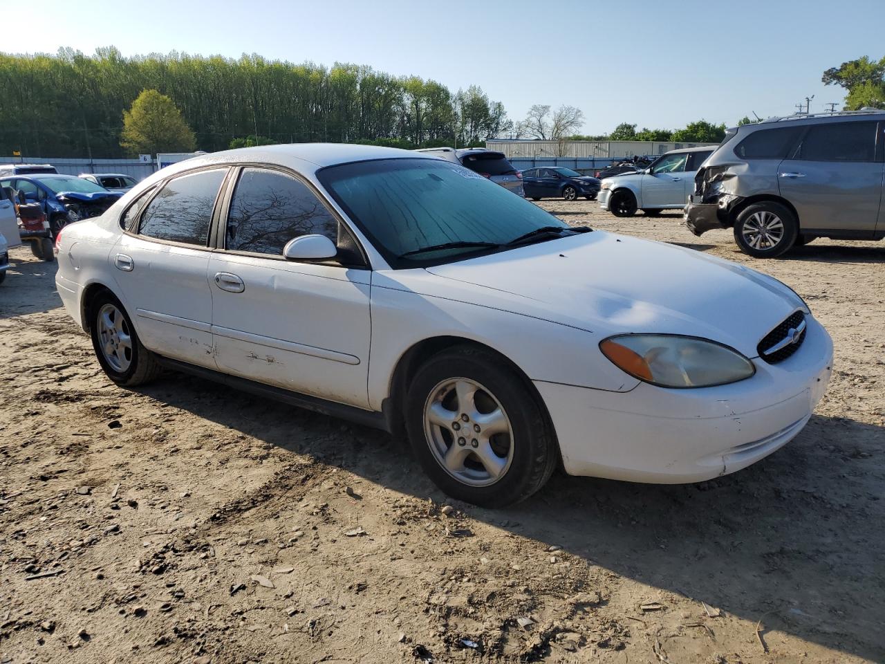 FORD TAURUS 2003 — 5